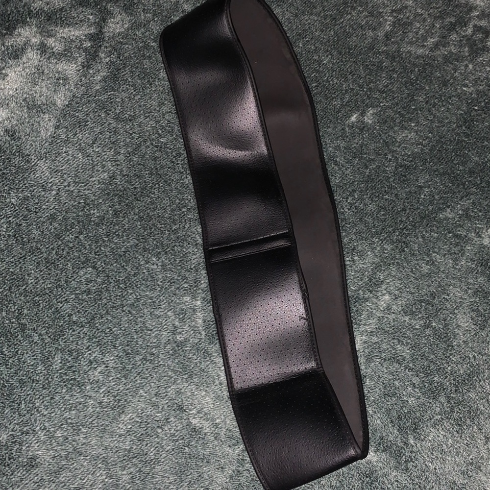 Steering wheel cover